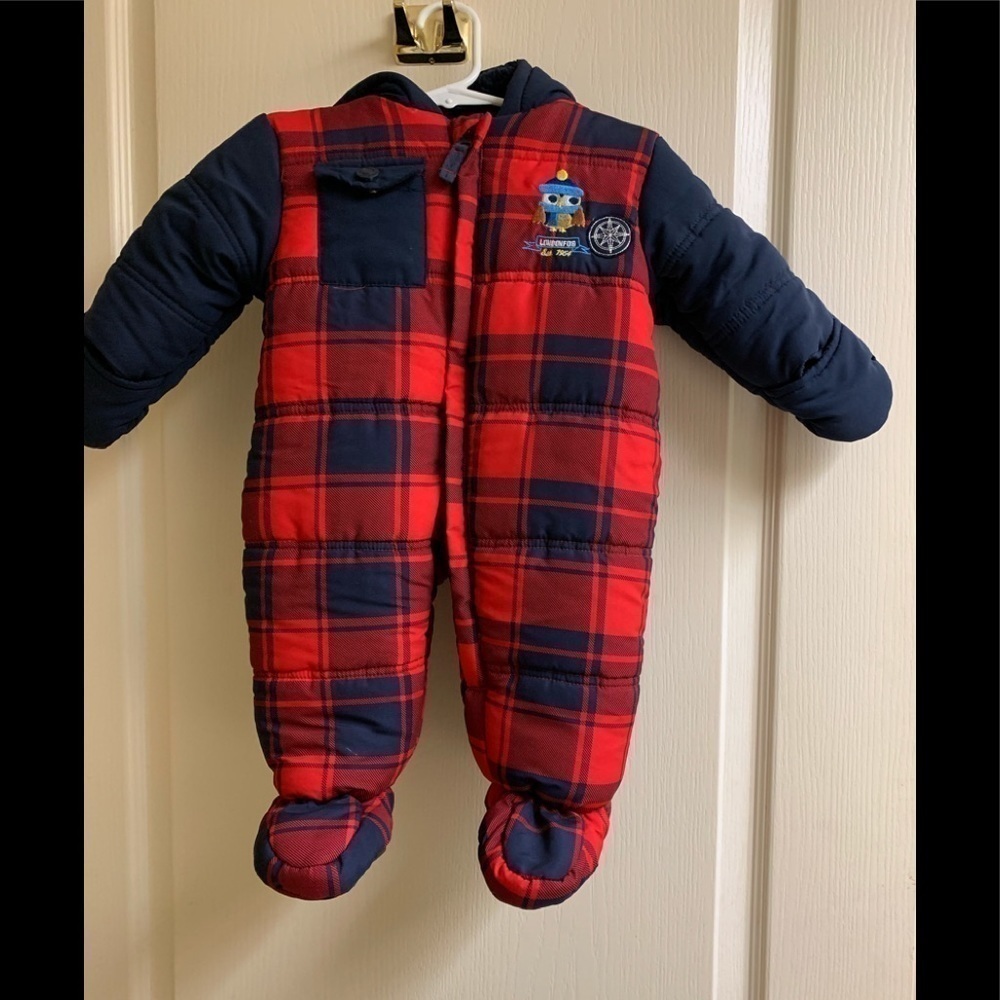 London Fog babies insulted ski suit